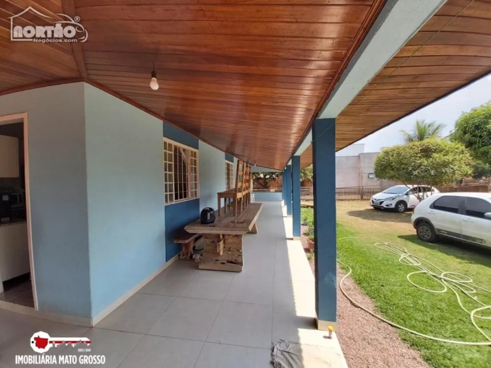 Casa à venda com 4 quartos, 140m² - Foto 4