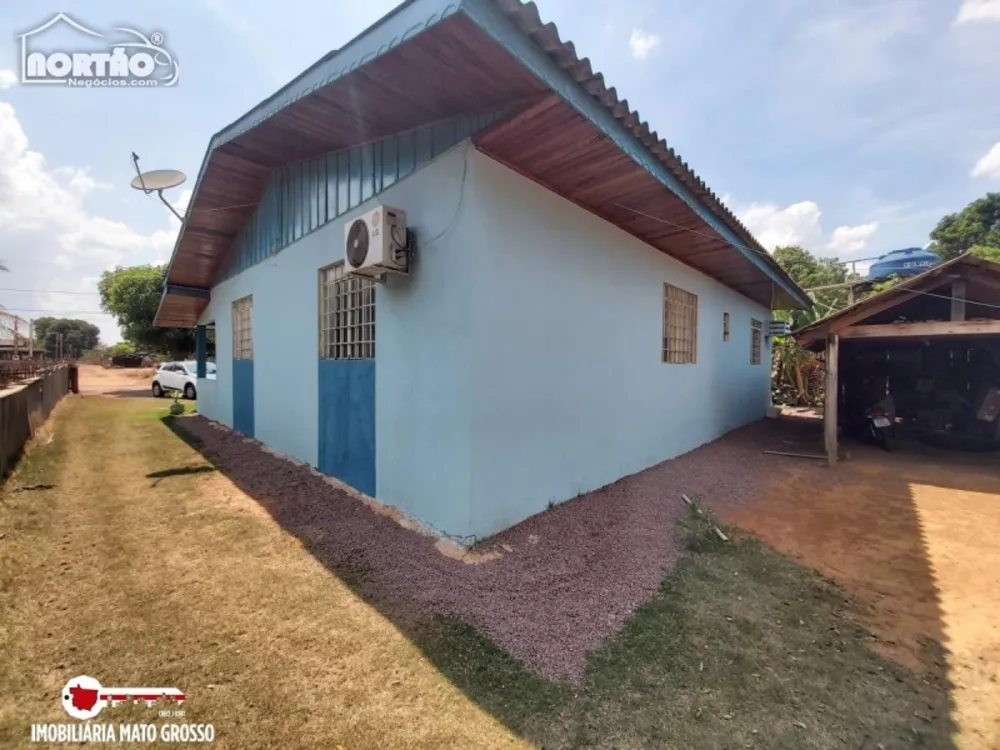 Casa à venda com 4 quartos, 140m² - Foto 3