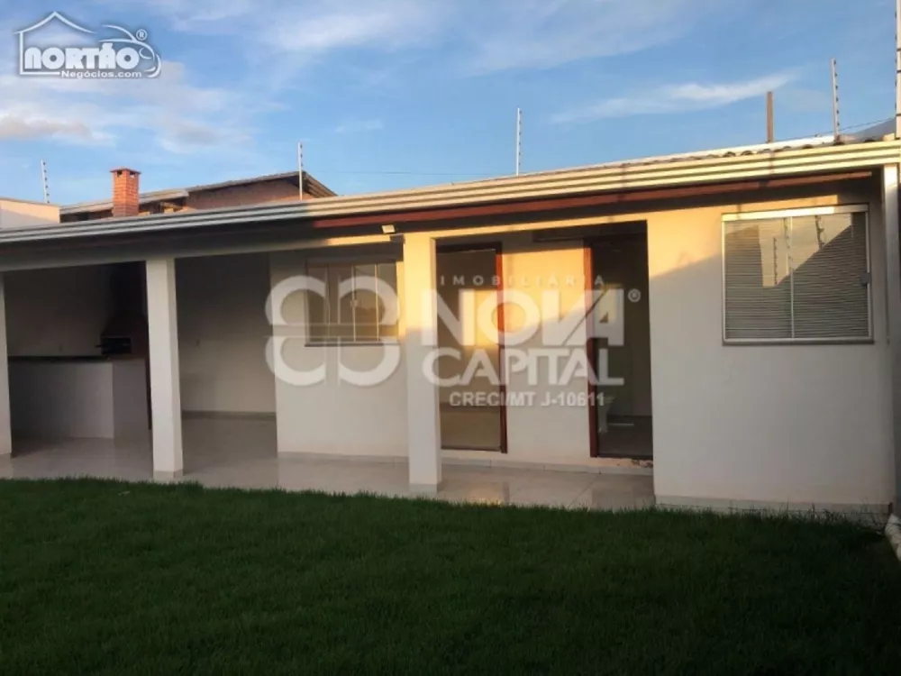 Casa à venda com 4 quartos, 120m² - Foto 3