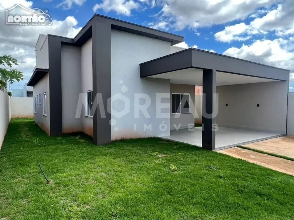 Casa, 4 quartos, 104 m² - Foto 1