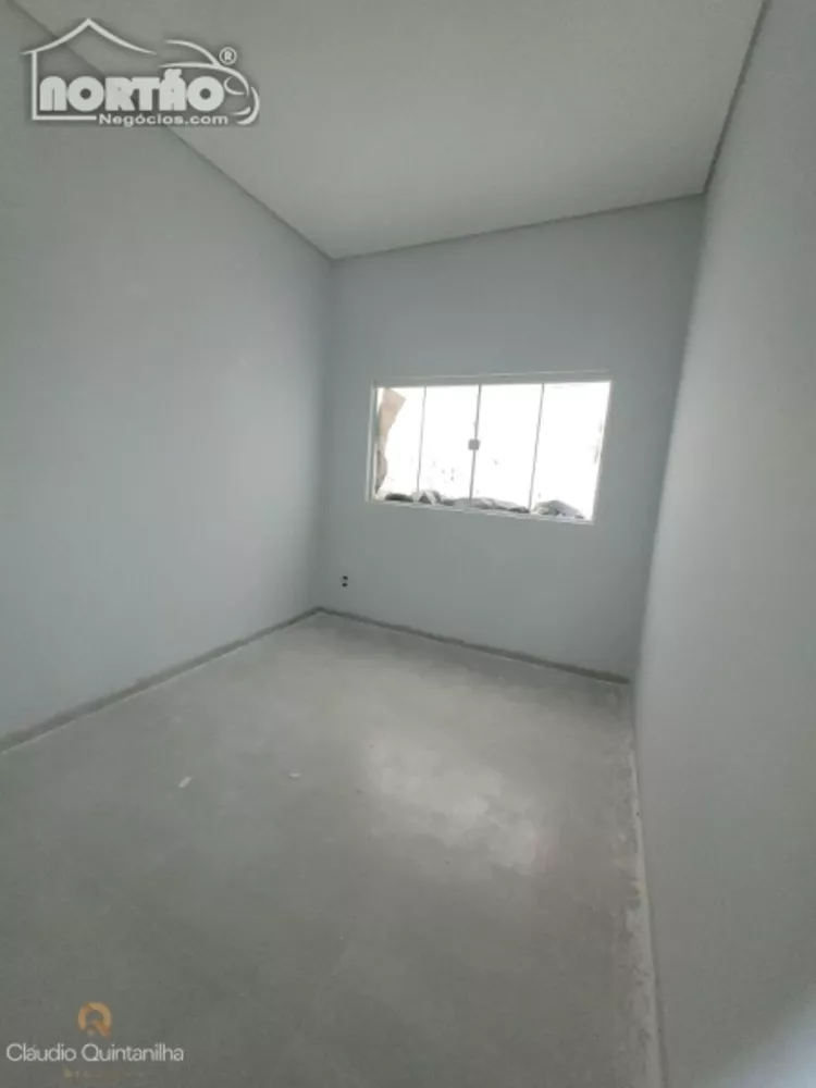 Casa à venda com 4 quartos, 99m² - Foto 8