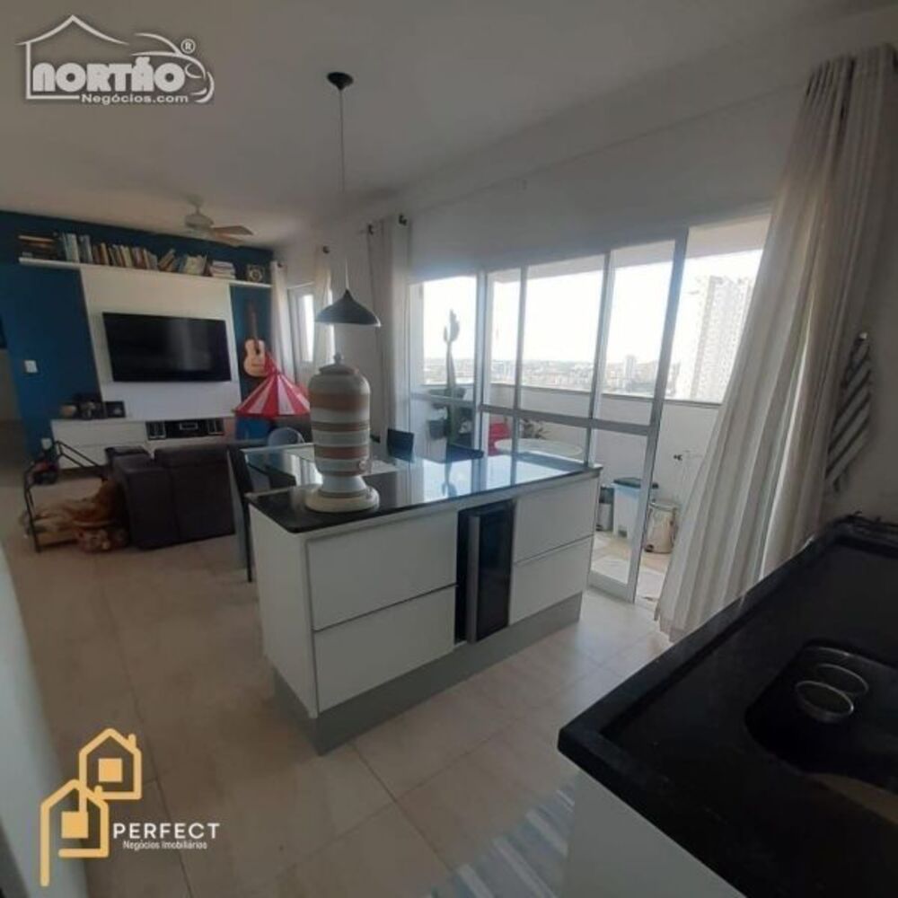 Casa à venda com 3 quartos, 94m² - Foto 1
