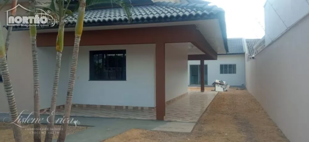 Casa à venda com 2 quartos, 110m² - Foto 4