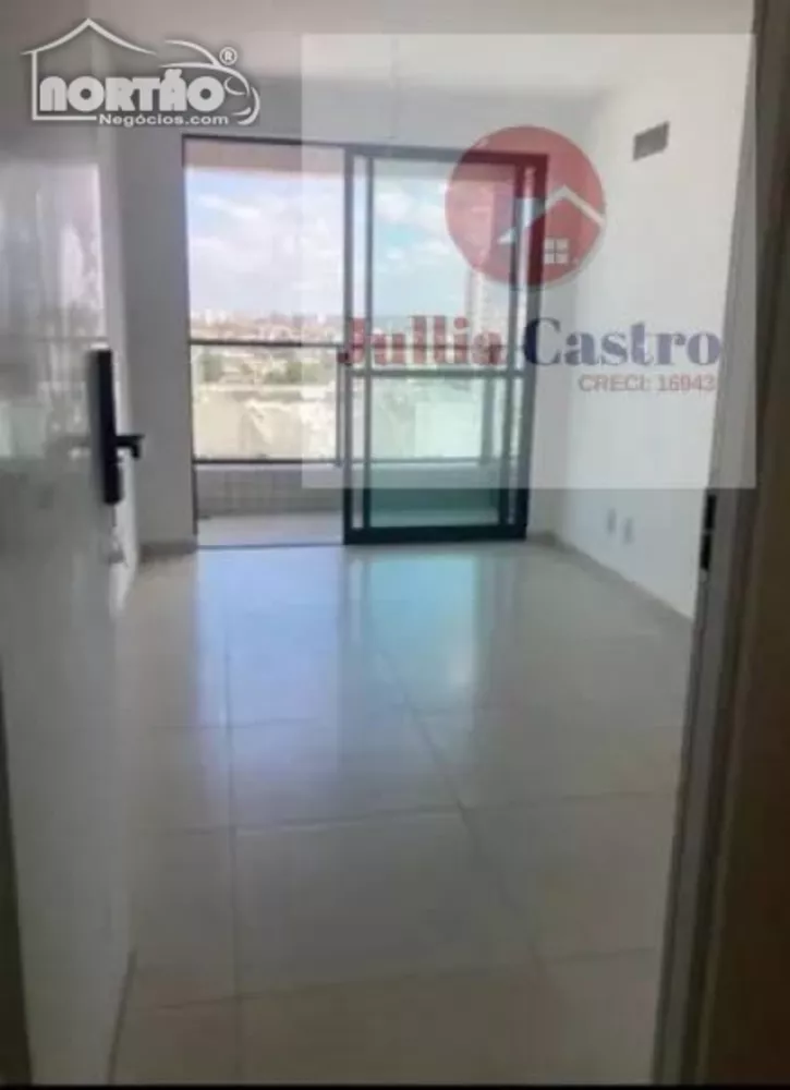 Casa à venda com 3 quartos, 50m² - Foto 1