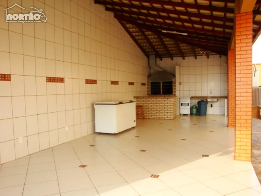 Casa à venda com 3 quartos, 146m² - Foto 3