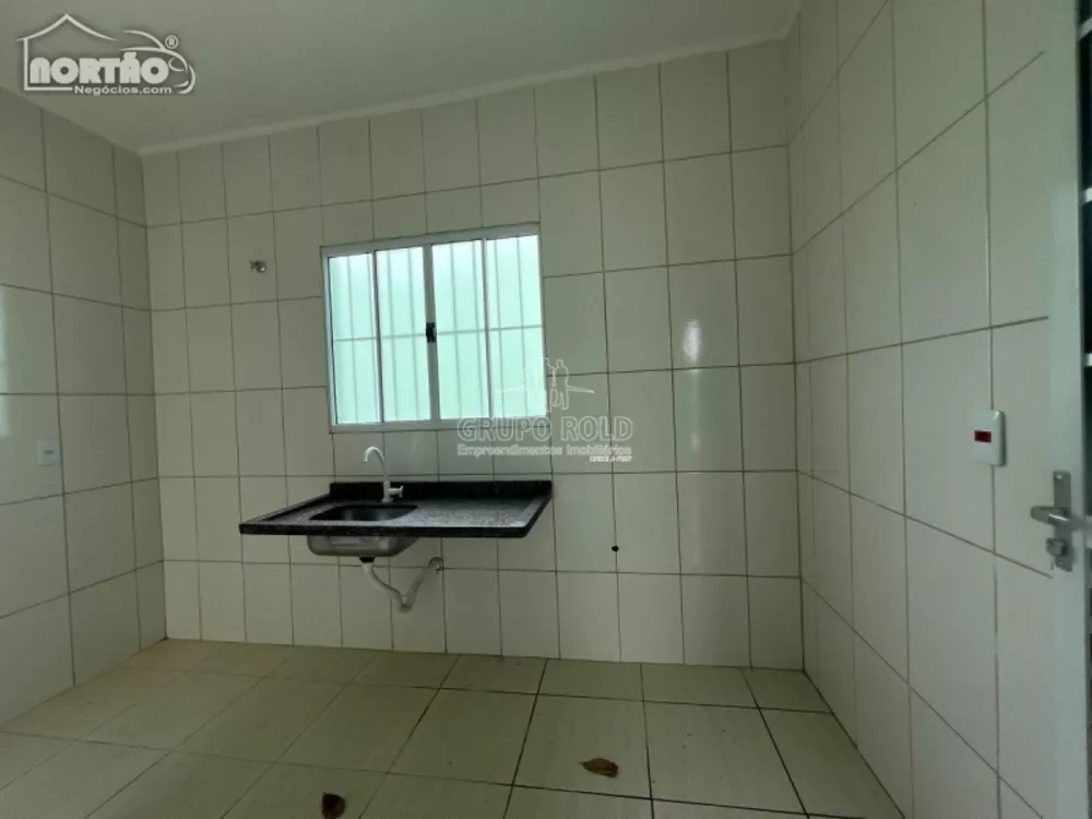 Casa à venda com 3 quartos, 51m² - Foto 7