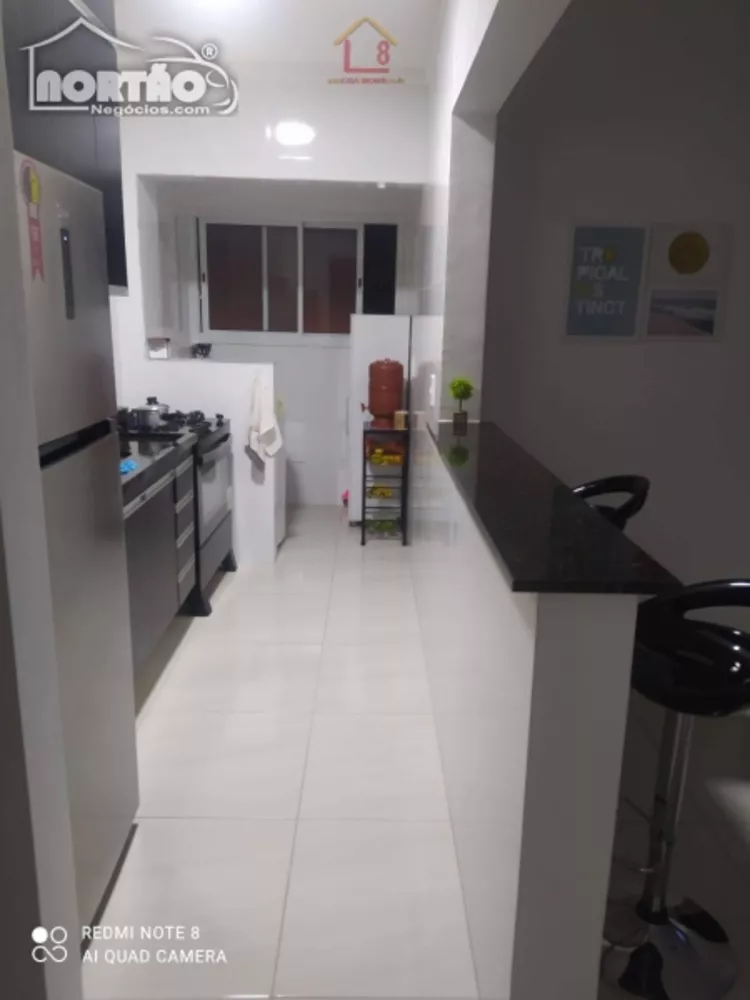 Casa à venda com 2 quartos, 52m² - Foto 4