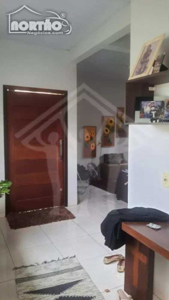 Casa à venda com 4 quartos, 107m² - Foto 4