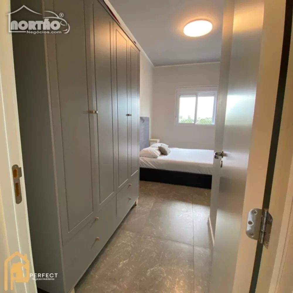 Casa à venda com 3 quartos, 77m² - Foto 9