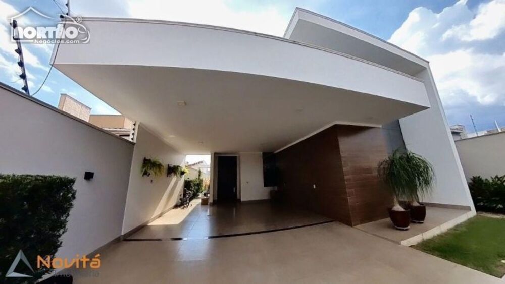 Casa, 3 quartos, 200 m² - Foto 2