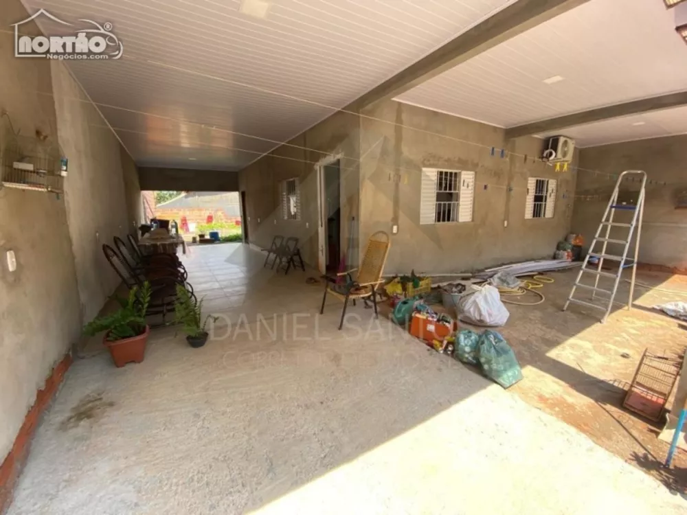 Casa à venda com 3 quartos, 132m² - Foto 2