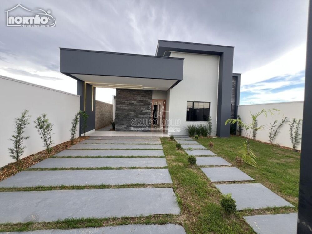 Casa, 4 quartos, 90 m² - Foto 1