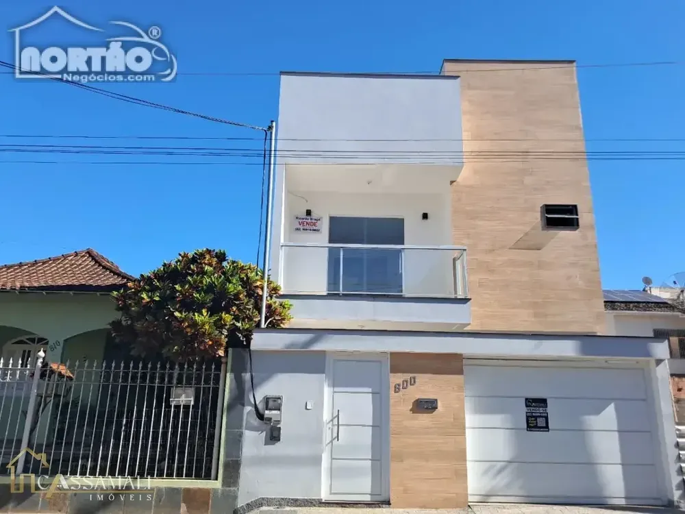 Casa, 3 quartos, 190 m² - Foto 1