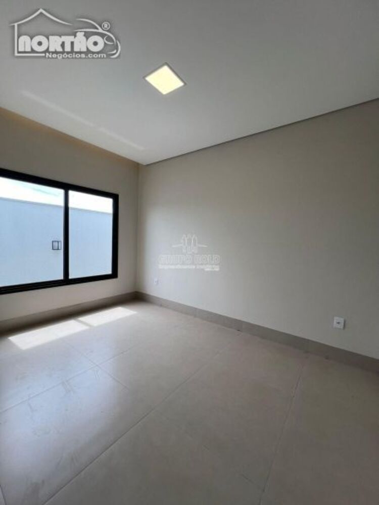 Casa, 1 quarto, 161 m² - Foto 2