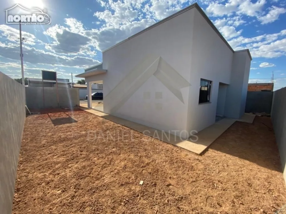 Casa à venda com 3 quartos, 90m² - Foto 6