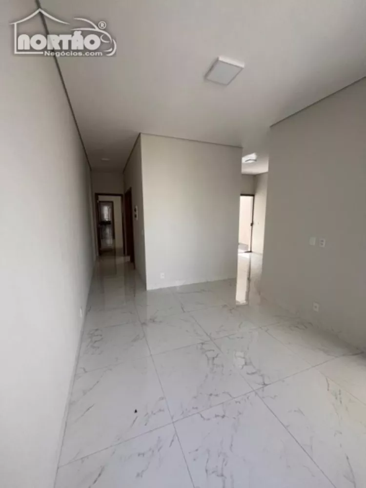 Casa à venda com 2 quartos, 87m² - Foto 4