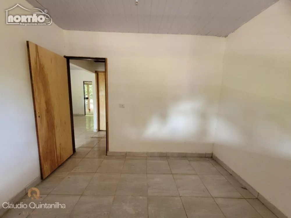 Casa à venda com 3 quartos, 100m² - Foto 5