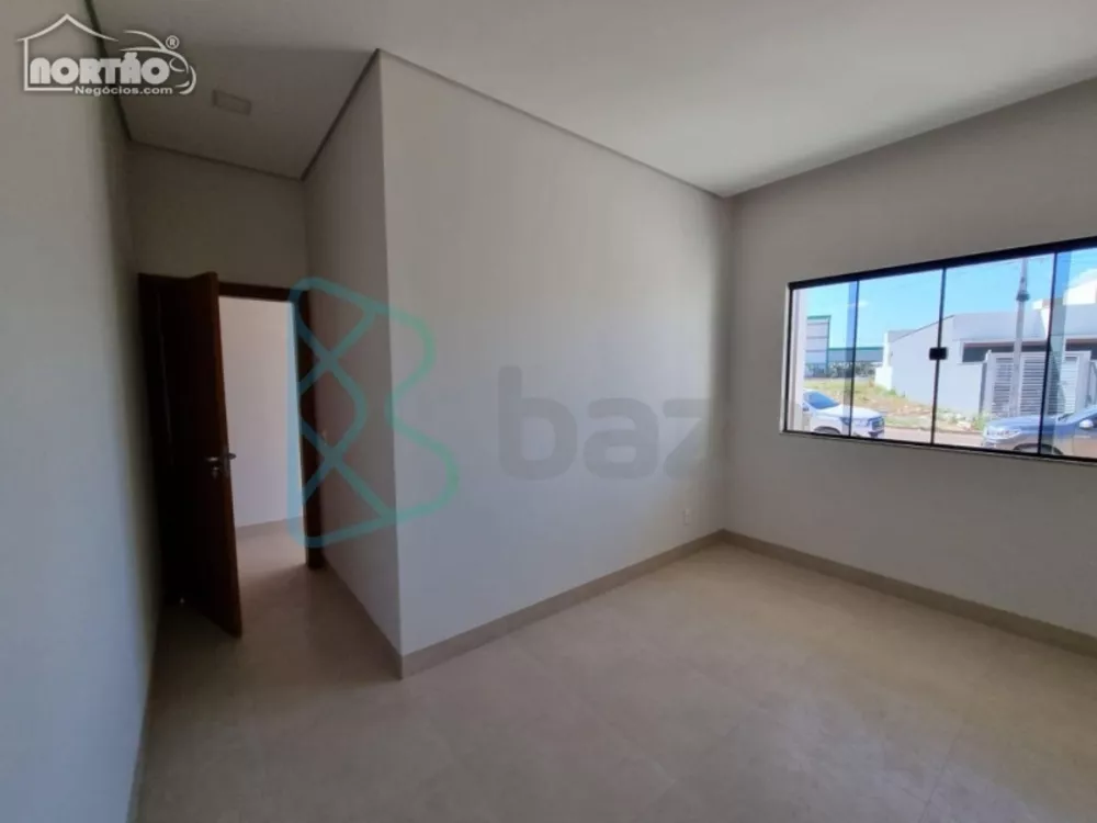 Casa à venda com 4 quartos, 102m² - Foto 4