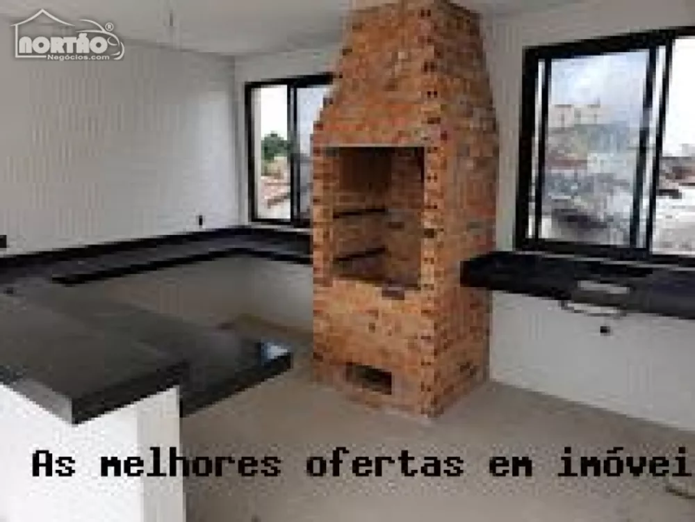 Casa à venda com 3 quartos, 88m² - Foto 4