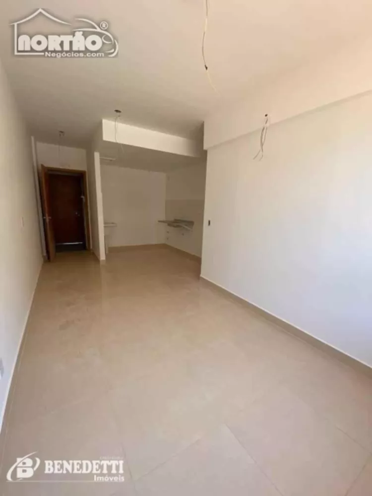 Casa à venda com 3 quartos, 47m² - Foto 3