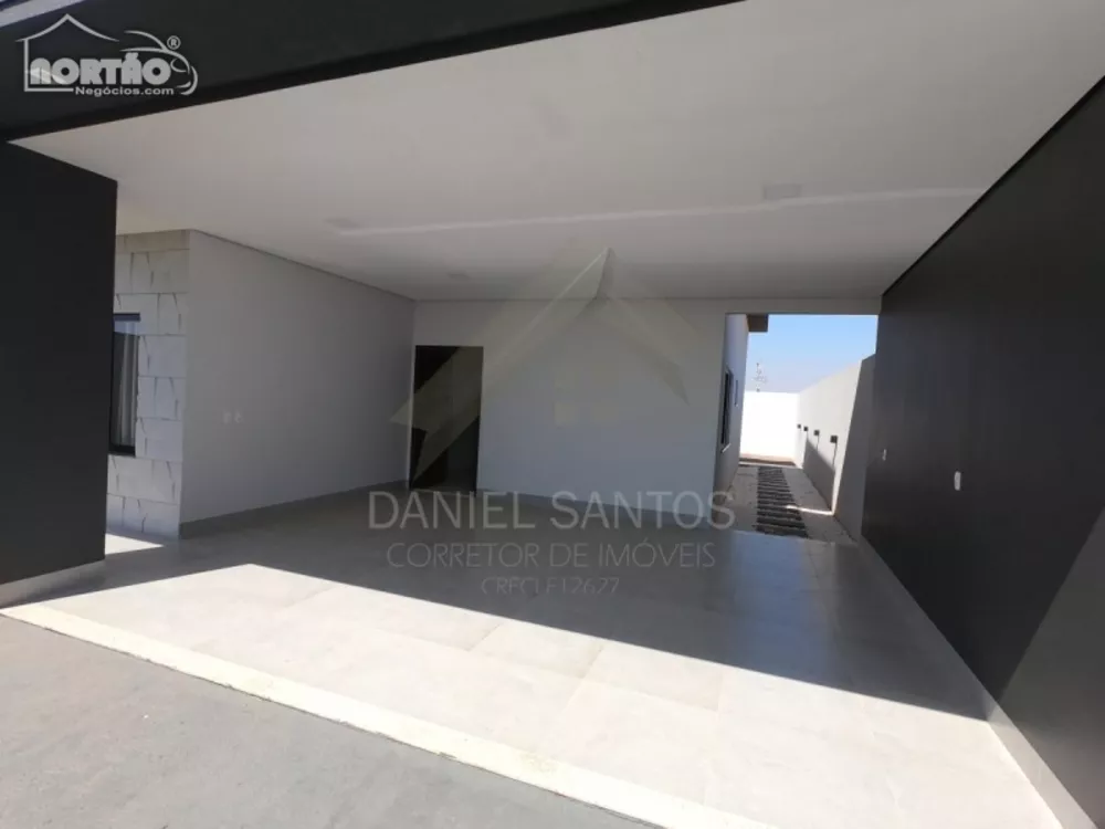 Casa à venda com 2 quartos, 148m² - Foto 4