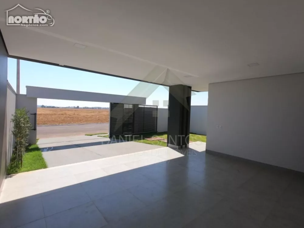 Casa à venda com 2 quartos, 148m² - Foto 5