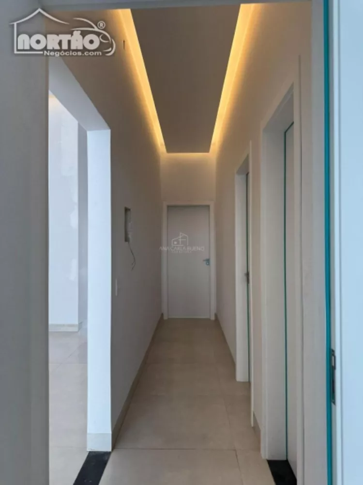 Casa à venda com 3 quartos, 190m² - Foto 4