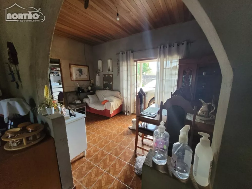 Casa à venda com 4 quartos, 70m² - Foto 5