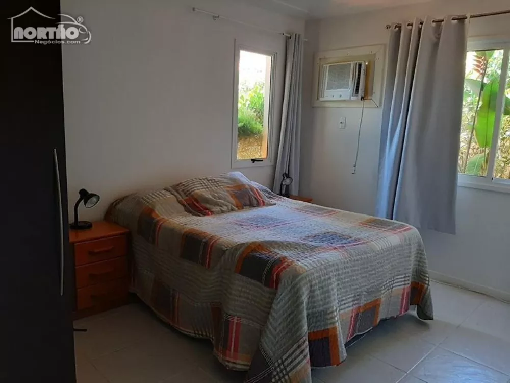 Casa à venda com 5 quartos, 250m² - Foto 8