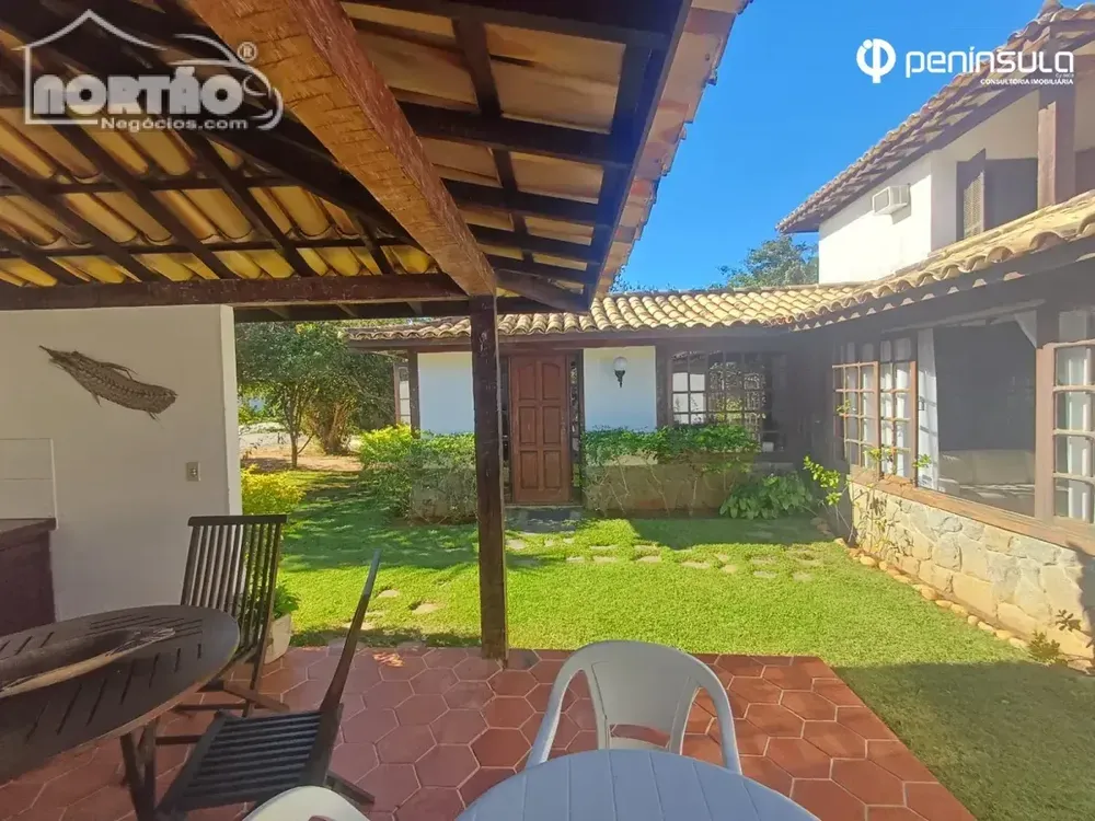 Casa, 7 quartos, 237 m² - Foto 3