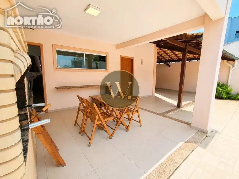 Casa, 4 quartos, 276 m² - Foto 4