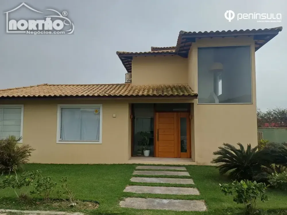 Casa, 3 quartos, 208 m² - Foto 1
