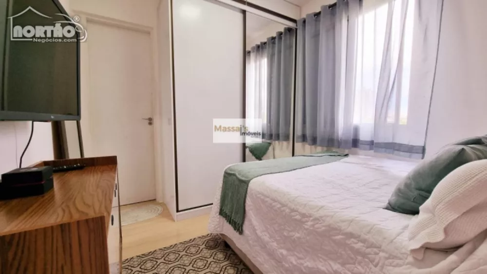 Casa à venda com 1 quarto, 35m² - Foto 2