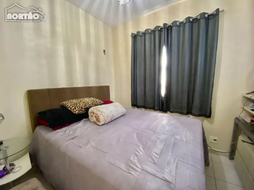 Casa à venda com 3 quartos, 90m² - Foto 4