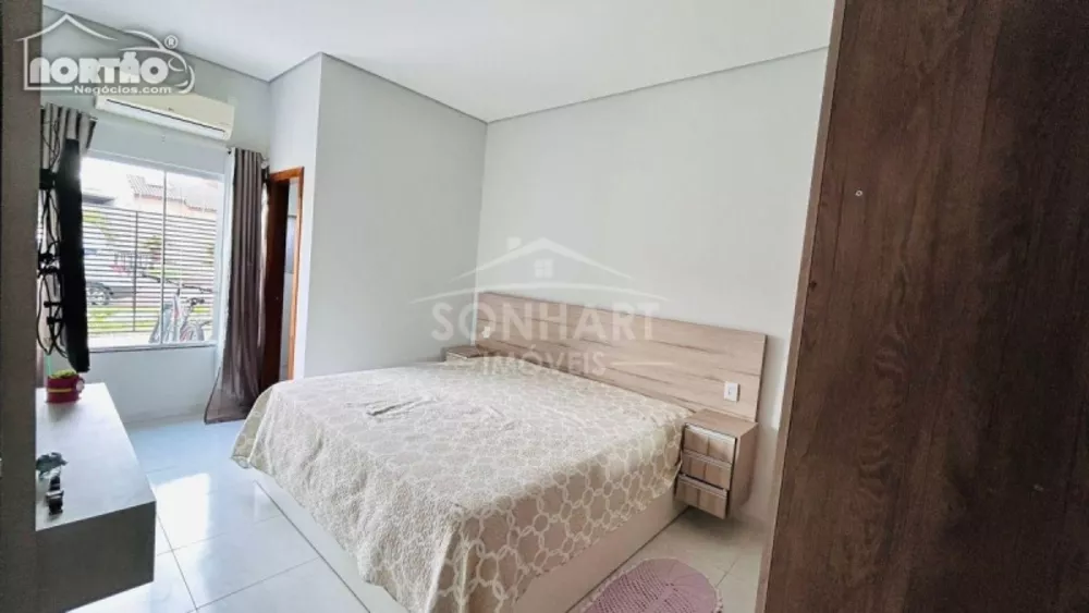 Casa à venda com 1 quarto, 100m² - Foto 4