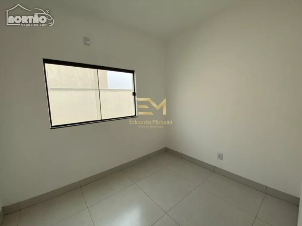 Casa à venda com 3 quartos, 300m² - Foto 7