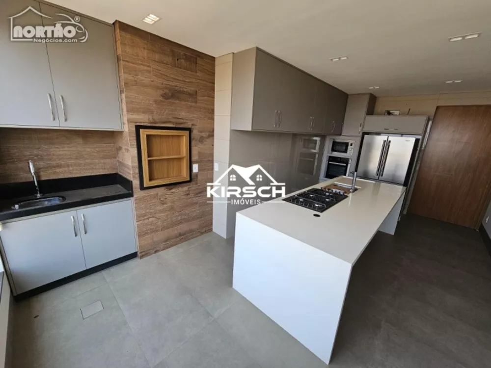 Casa à venda com 3 quartos, 134m² - Foto 4