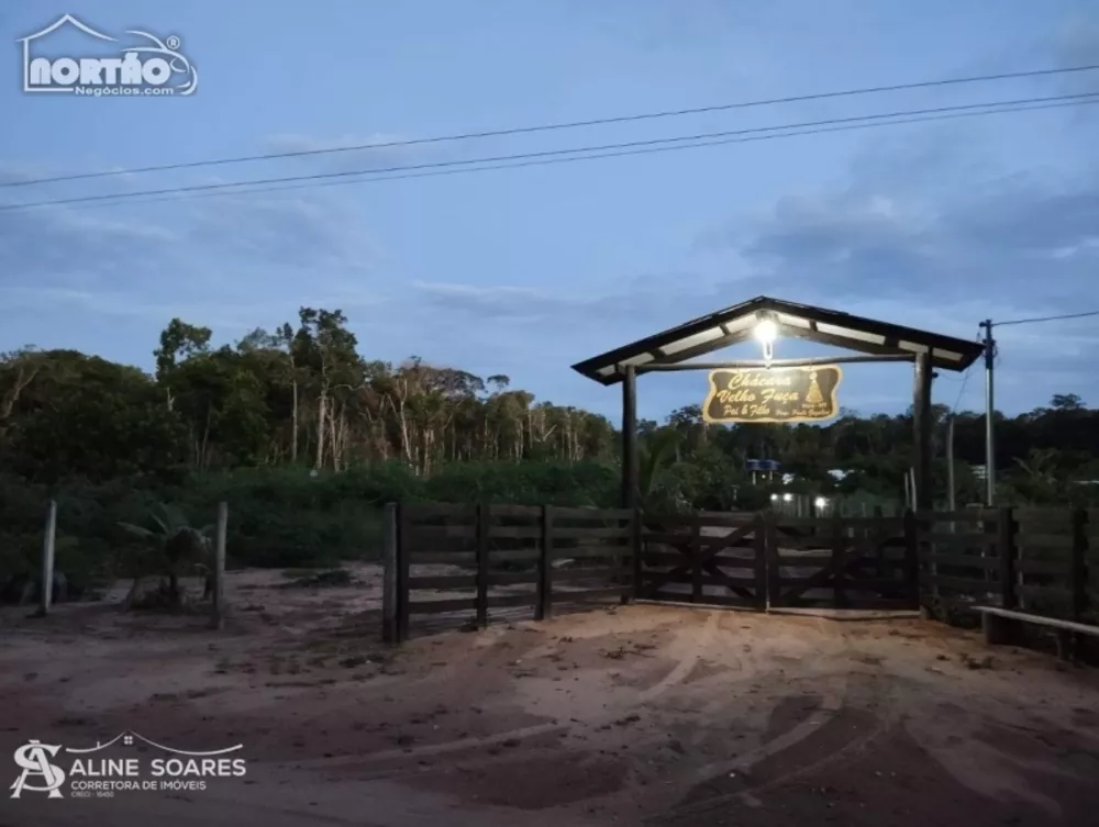 Casa à venda com 4 quartos, 20000000m² - Foto 2