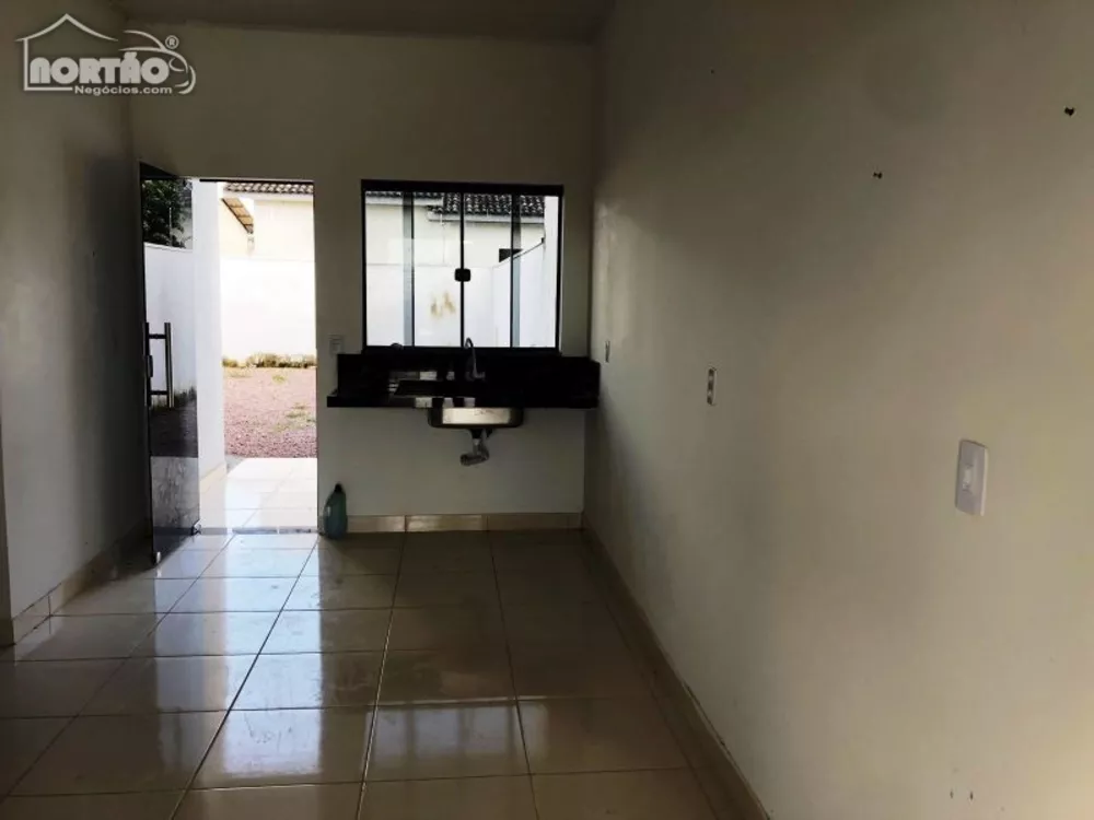 Casa à venda com 3 quartos, 350m² - Foto 7