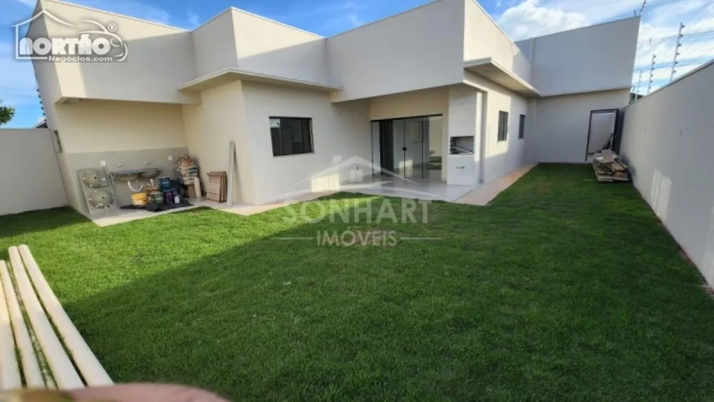 Casa à venda com 3 quartos, 123m² - Foto 4