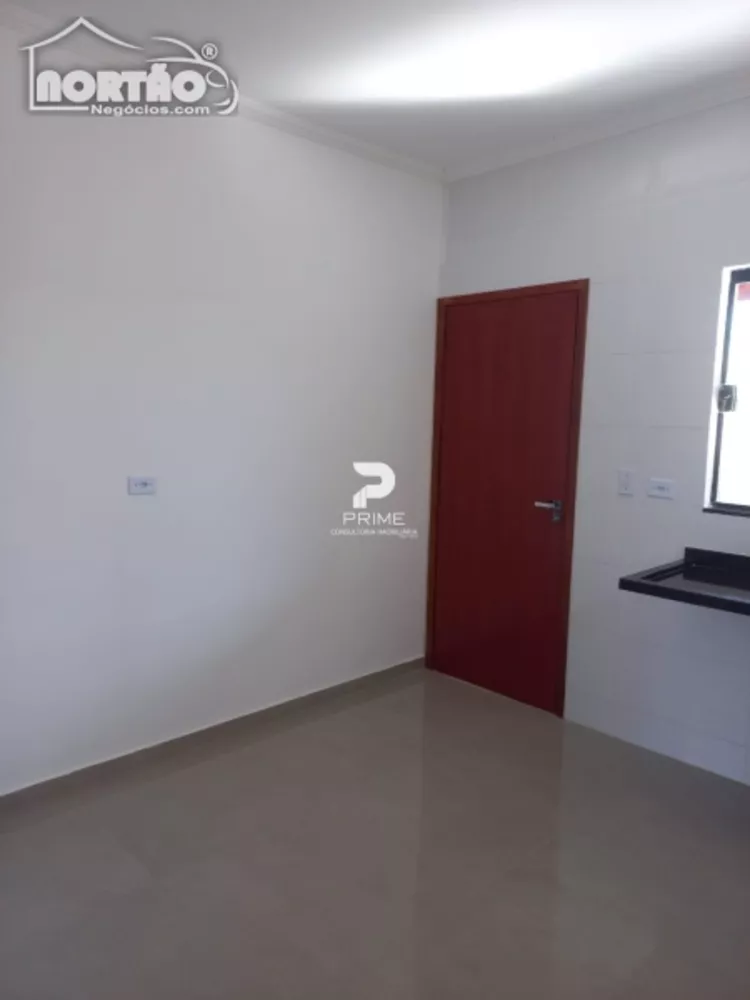 Casa à venda com 5 quartos, 123m² - Foto 3