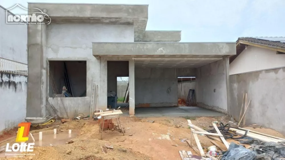 Casa à venda com 1 quarto, 400m² - Foto 2