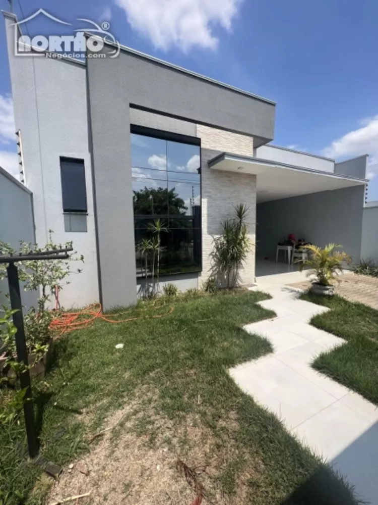 Casa à venda com 3 quartos, 177m² - Foto 4