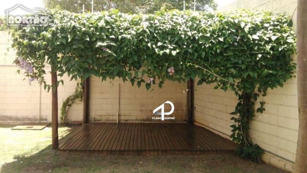 Casa à venda com 2 quartos, 50m² - Foto 4