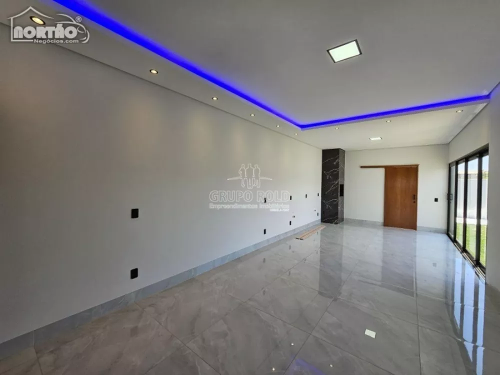 Casa à venda com 3 quartos, 137m² - Foto 4