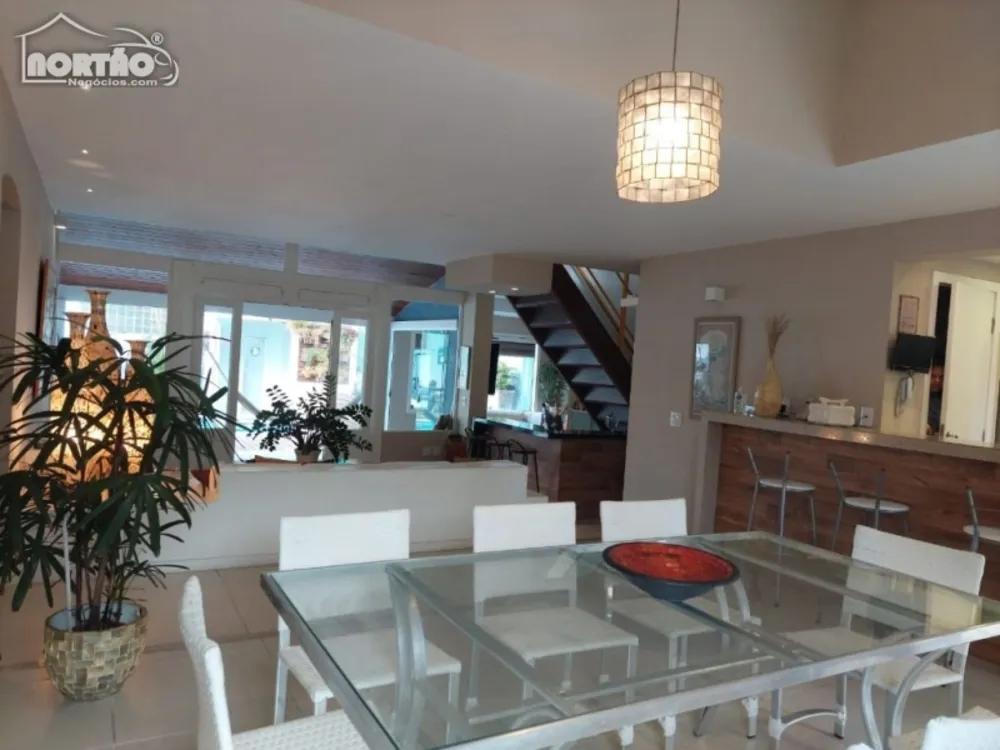 Casa, 8 quartos, 270 m² - Foto 4