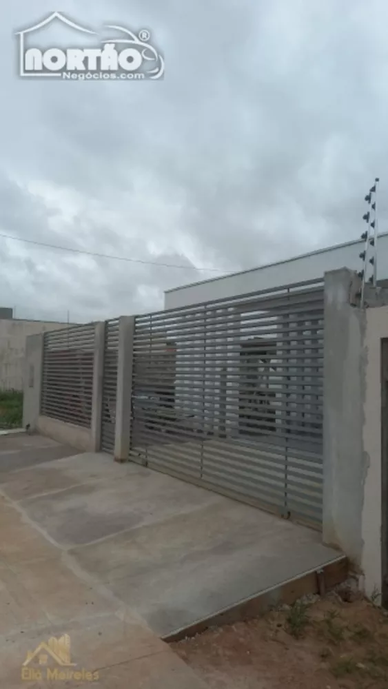 Casa à venda com 4 quartos, 200m² - Foto 5