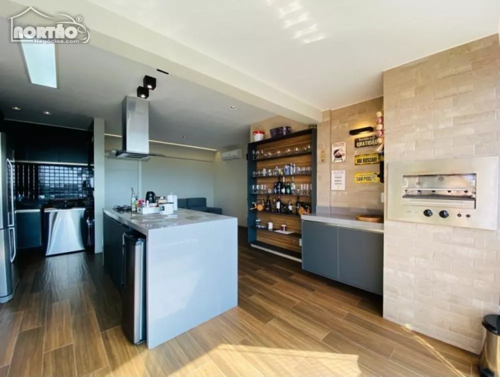 Casa, 2 quartos, 72 m² - Foto 1