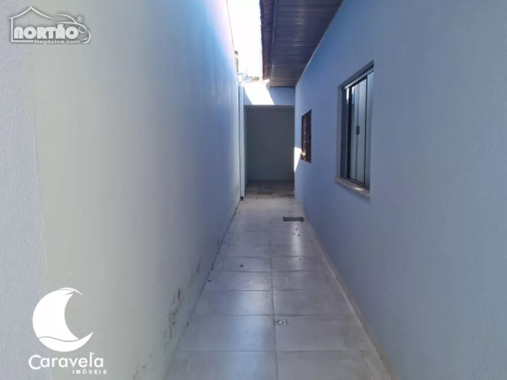 Casa à venda com 3 quartos, 166m² - Foto 3