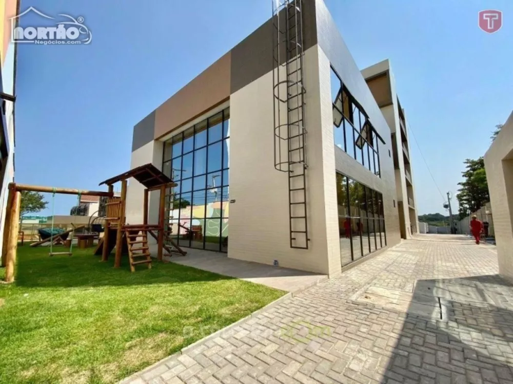 Casa à venda com 5 quartos, 67m² - Foto 3